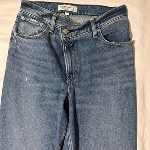 Abercrombie & Fitch Women’s Classic Denim Jeans